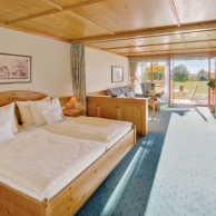 großzügiges Hotelzimmer für Ihren Urlaub in Bad Birnbach
