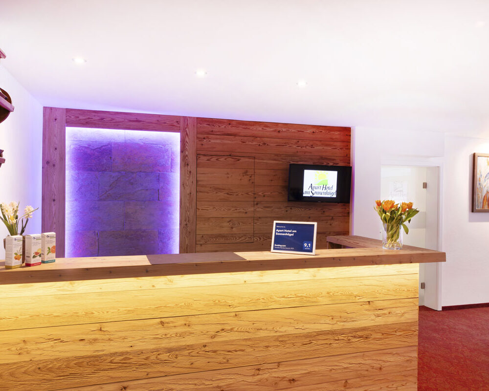 Empfangstresen Massagepraxis Aparthotel am Sonnenhuegel
