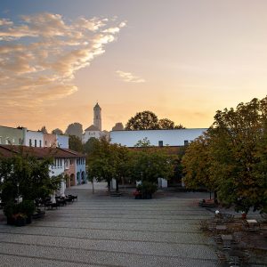 Sonnenaufgang Neuer Marktplatz Bad Birnbach Herbststimmung
